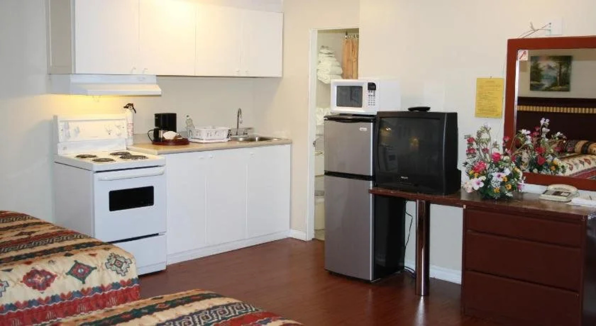 Revelstoke Gateway Inn