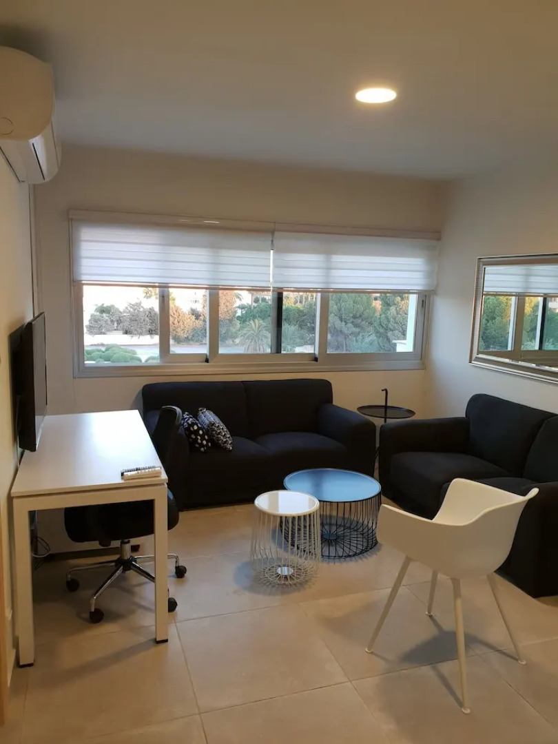 Luxury modern spacious flat in Egkomi