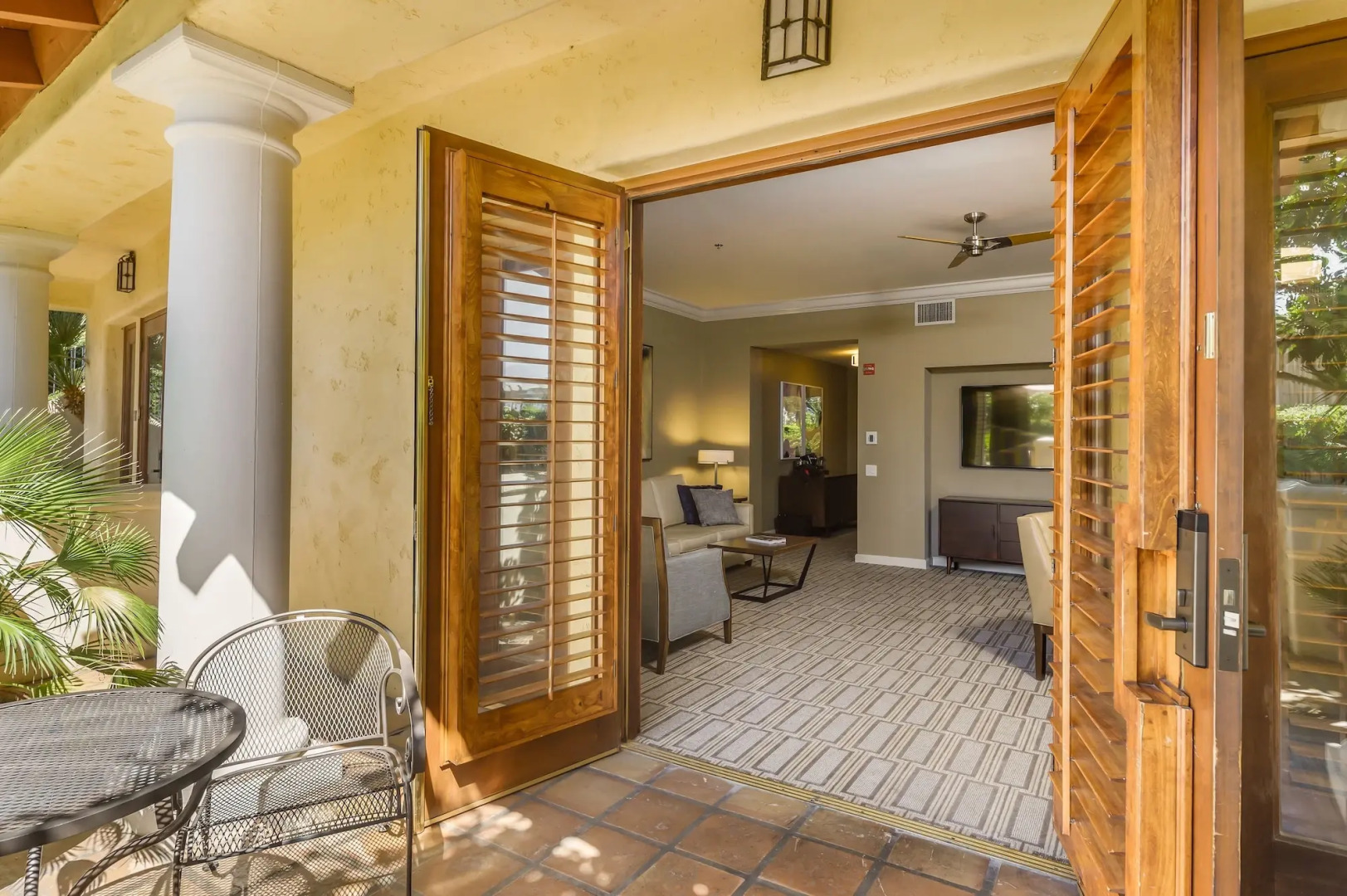 Tommy Bahama Miramonte Resort & Spa