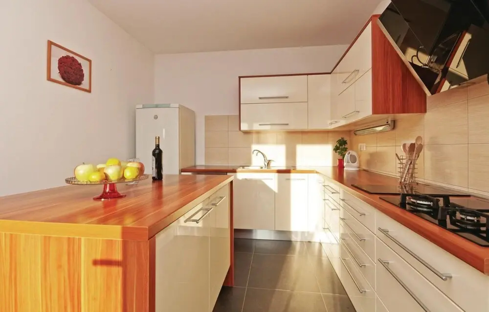 Beautiful Home in Gorica With Wifi and 4 Bedrooms