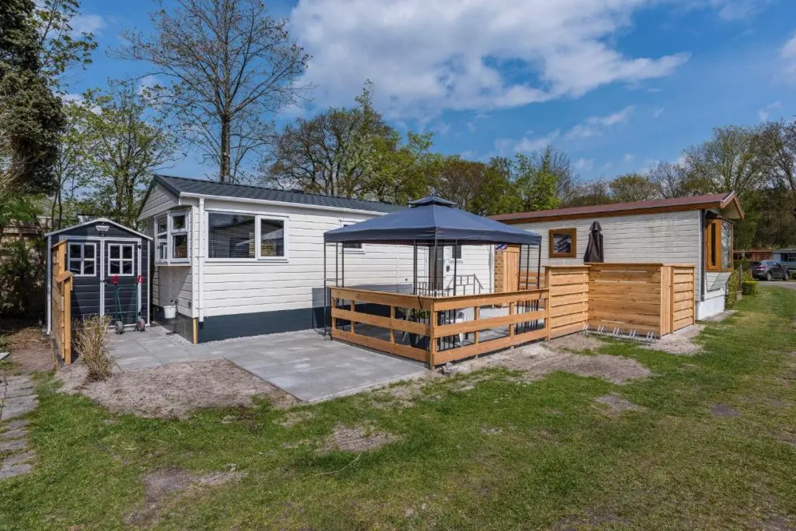 Chalet it Pompebled met wasmachine en droger en zwembad op camping