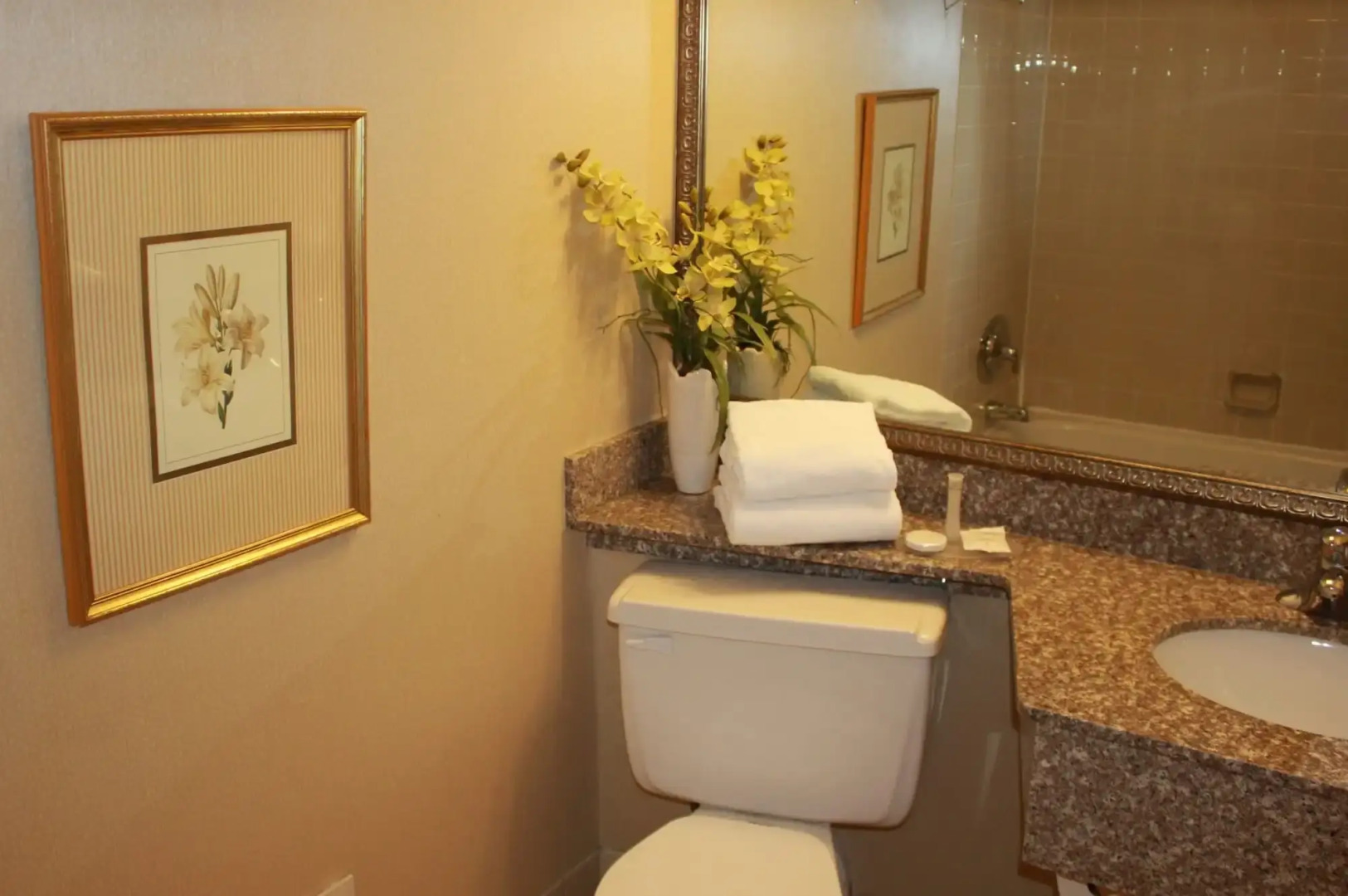 Confederation Place - Hotel