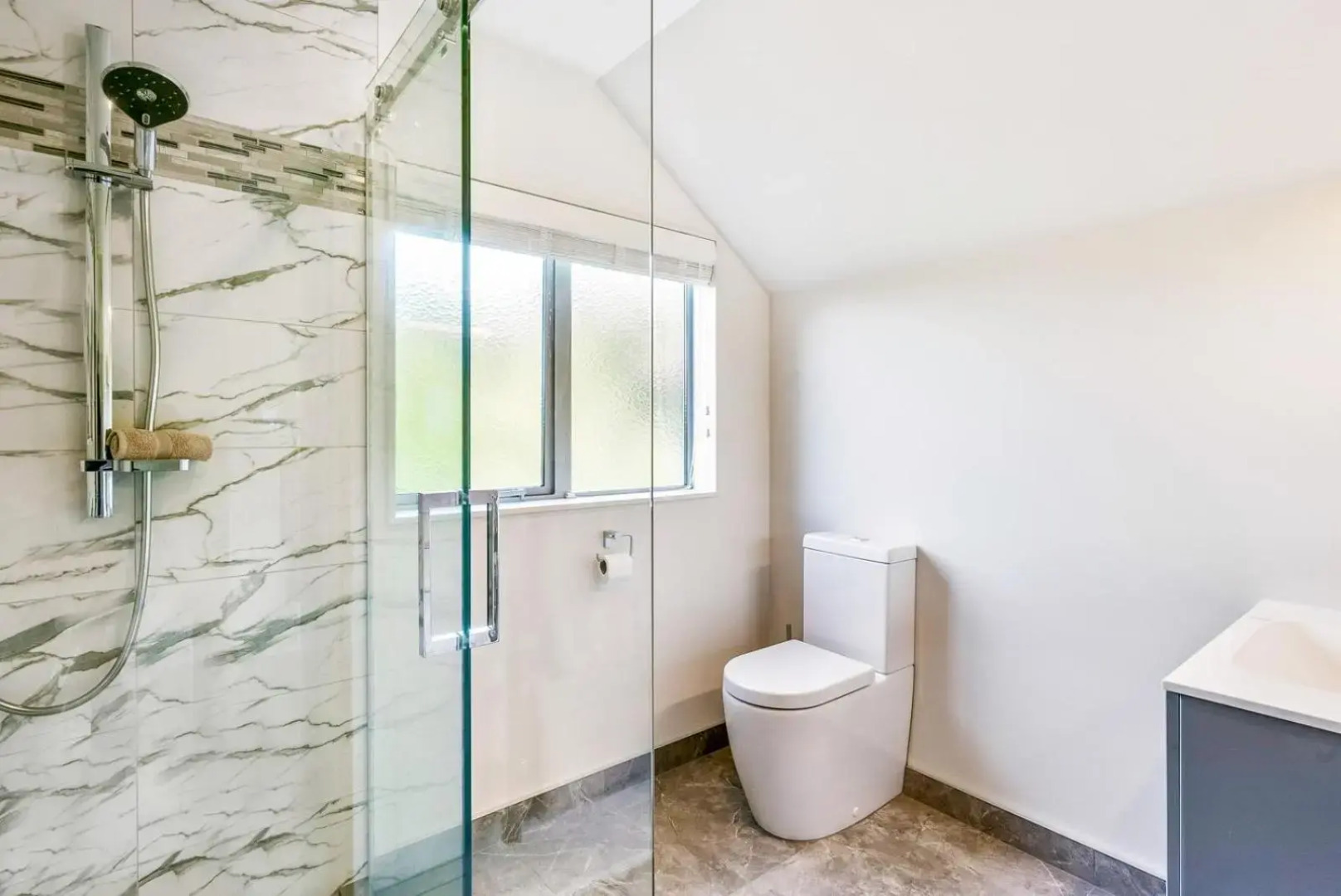 Slice of Paradise - Waikanae Self-Contained Holiday Unit