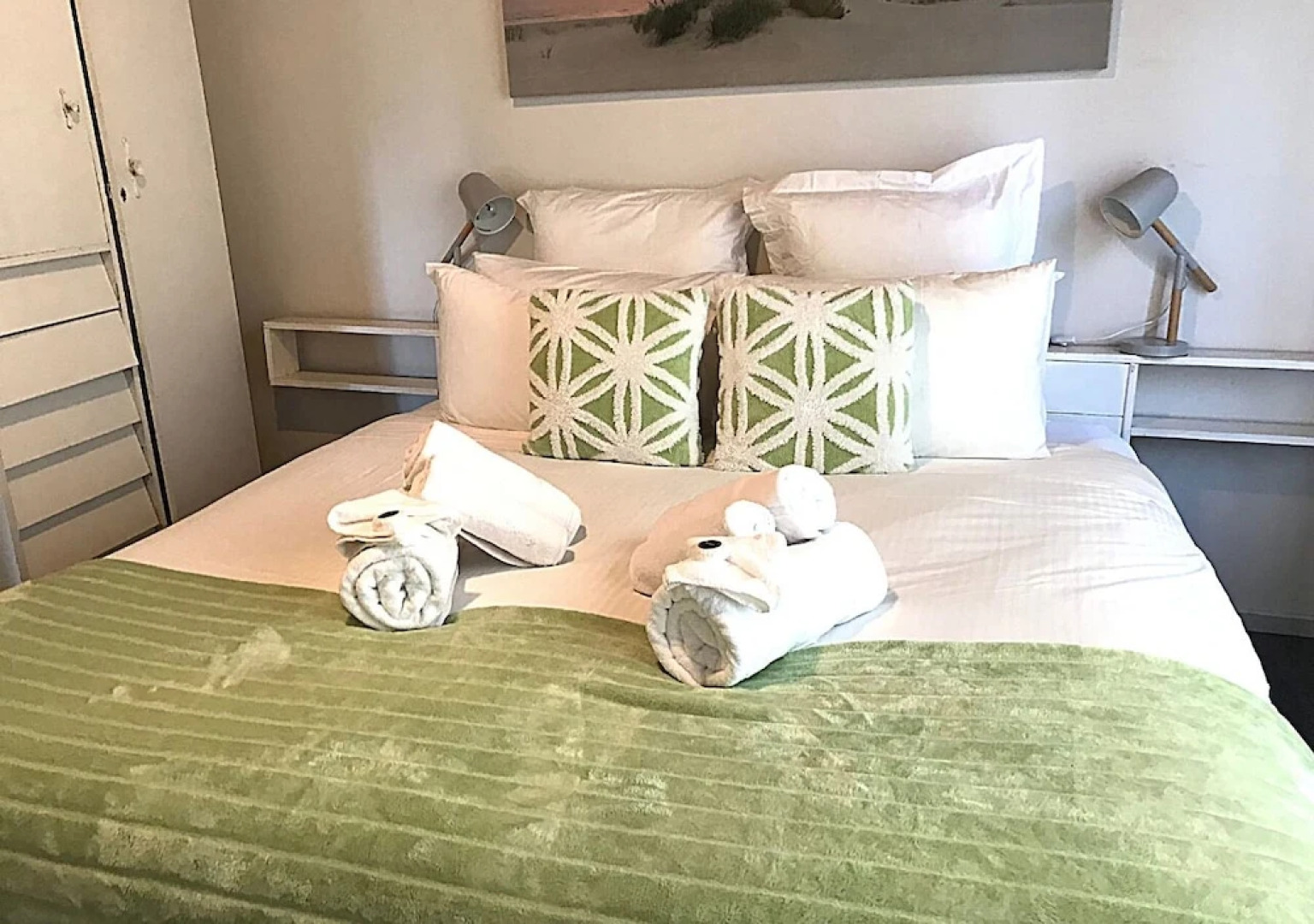 Cosy AffordableGetaway Wifi Netflix Wine