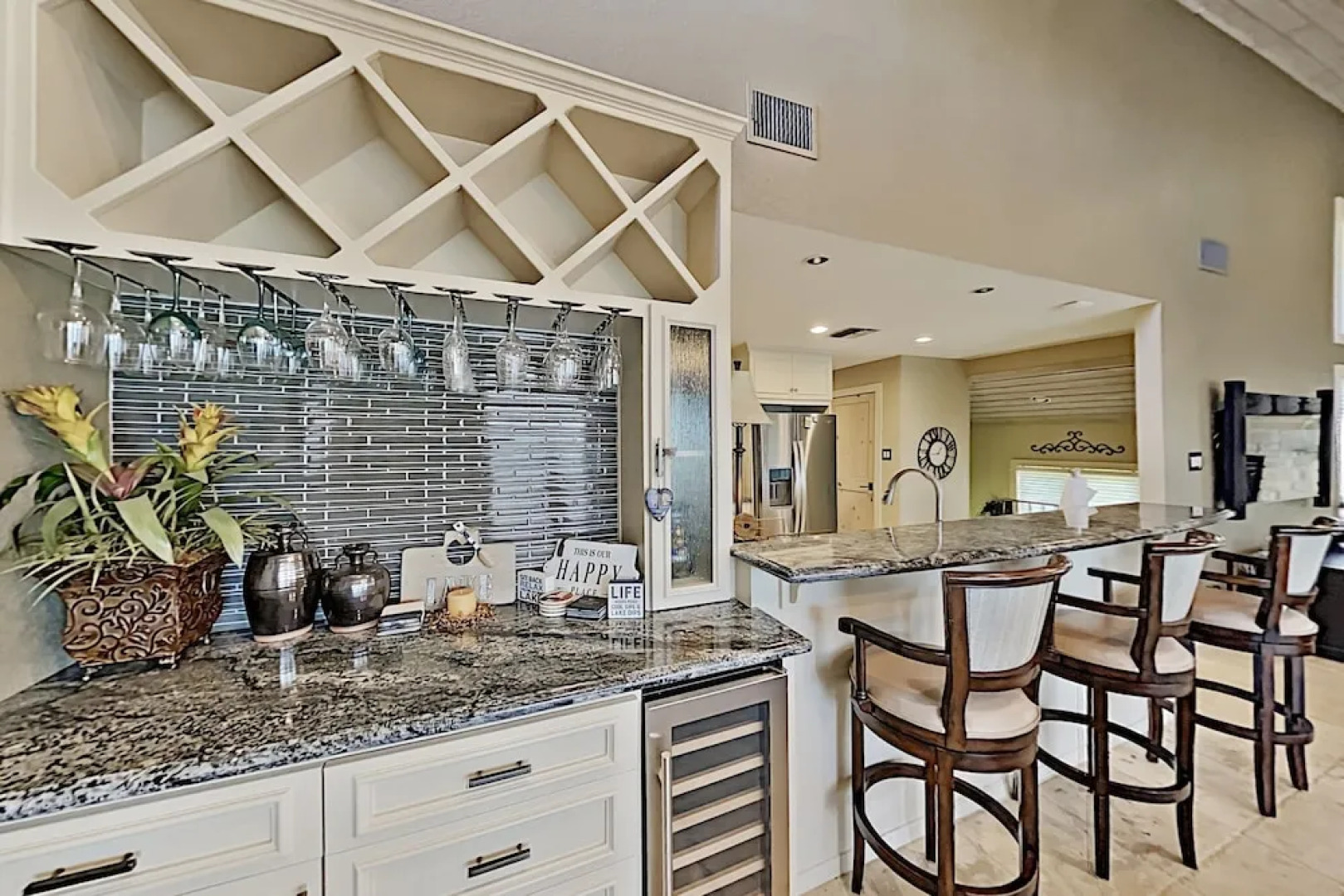 514 Harbor Drive Townhouse #8 3 Bedrooms 2 Bathrooms Townhouse