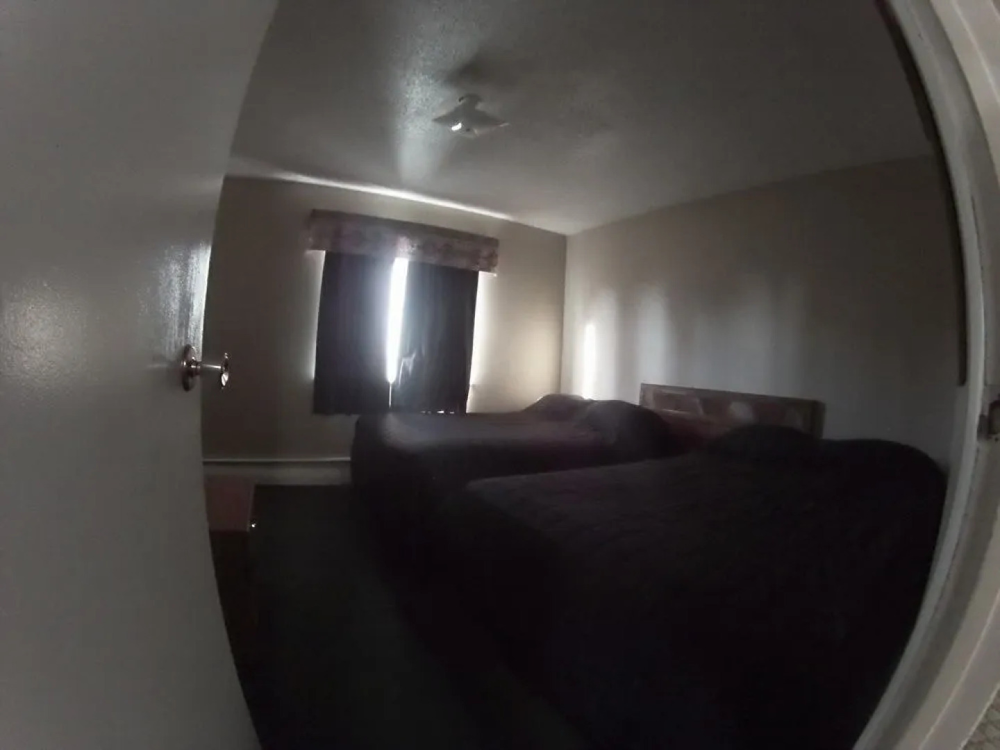 Outpost Motel & Kitchenette Suites