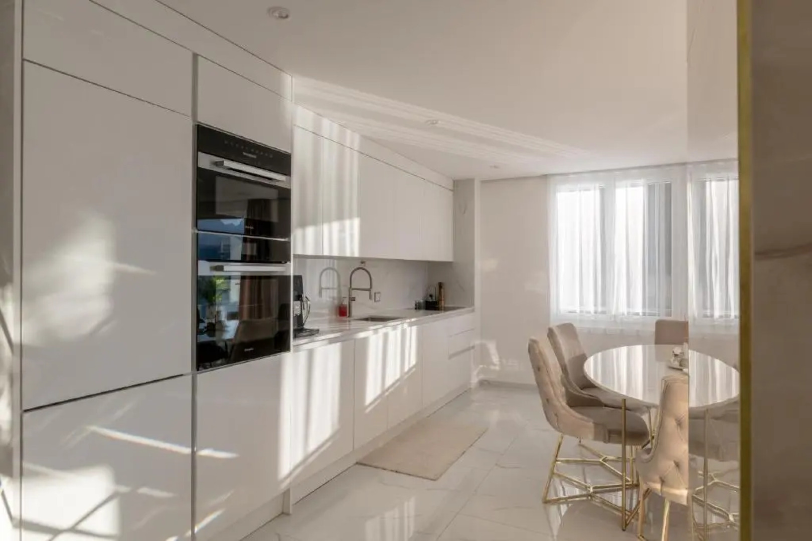 Sunset Home, Appartement de luxe front de lac