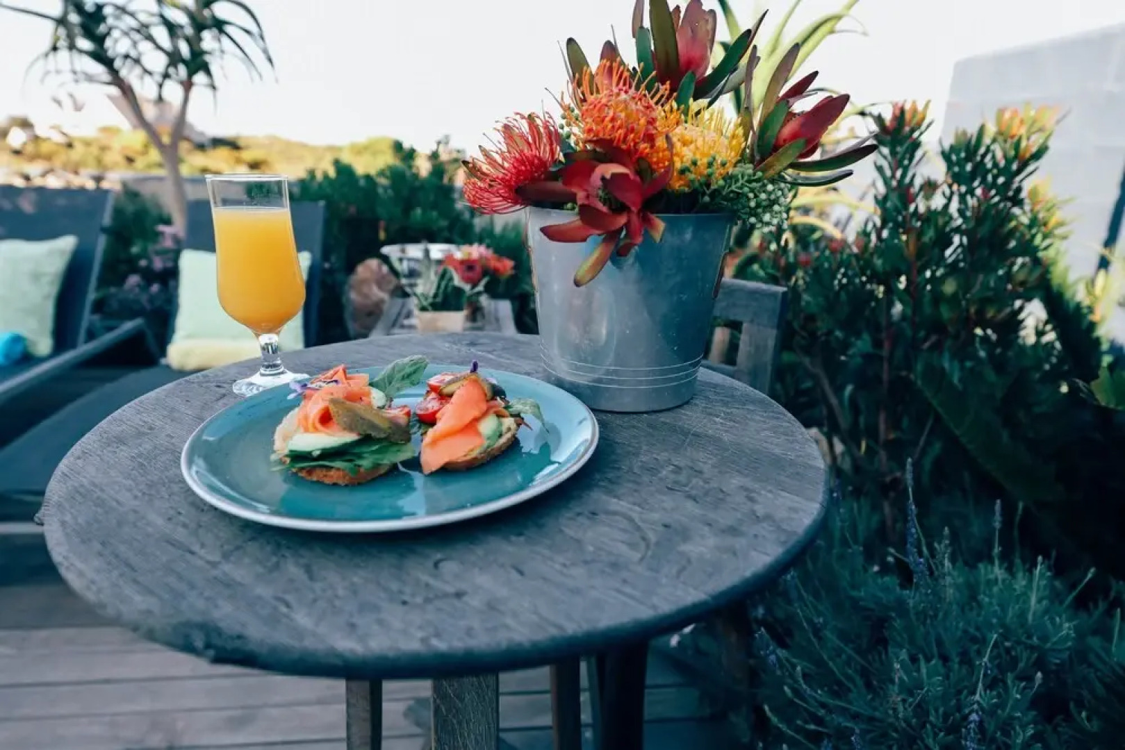 Stay at Friends (Guest house)