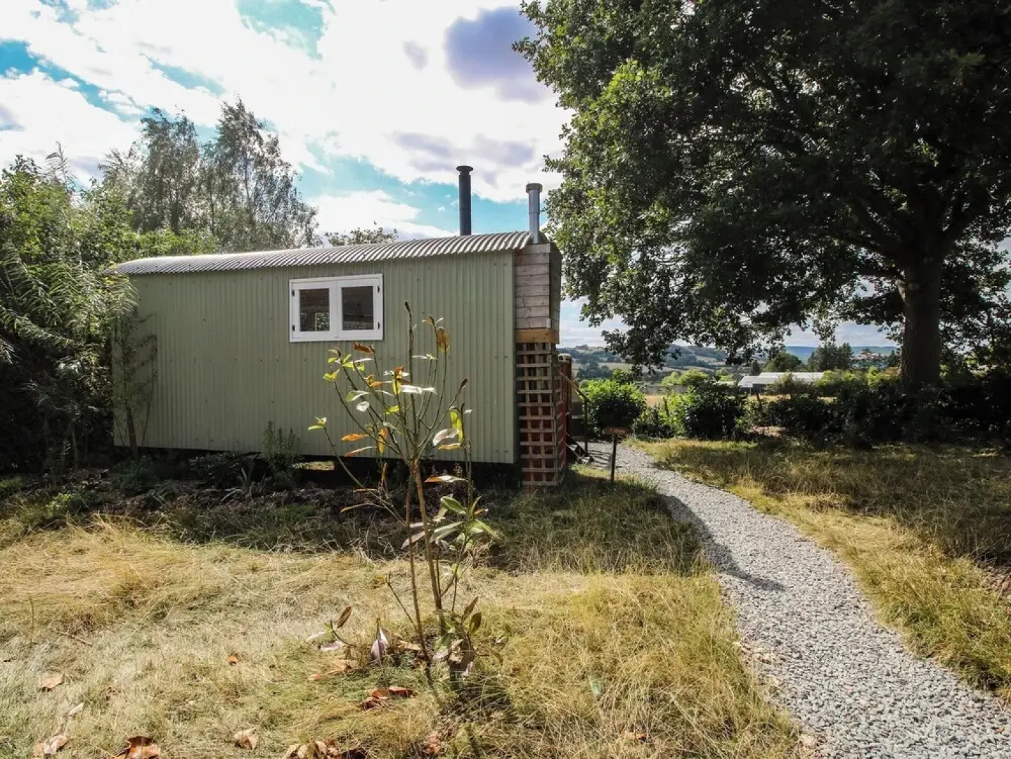 Aston - Shepherd Hut