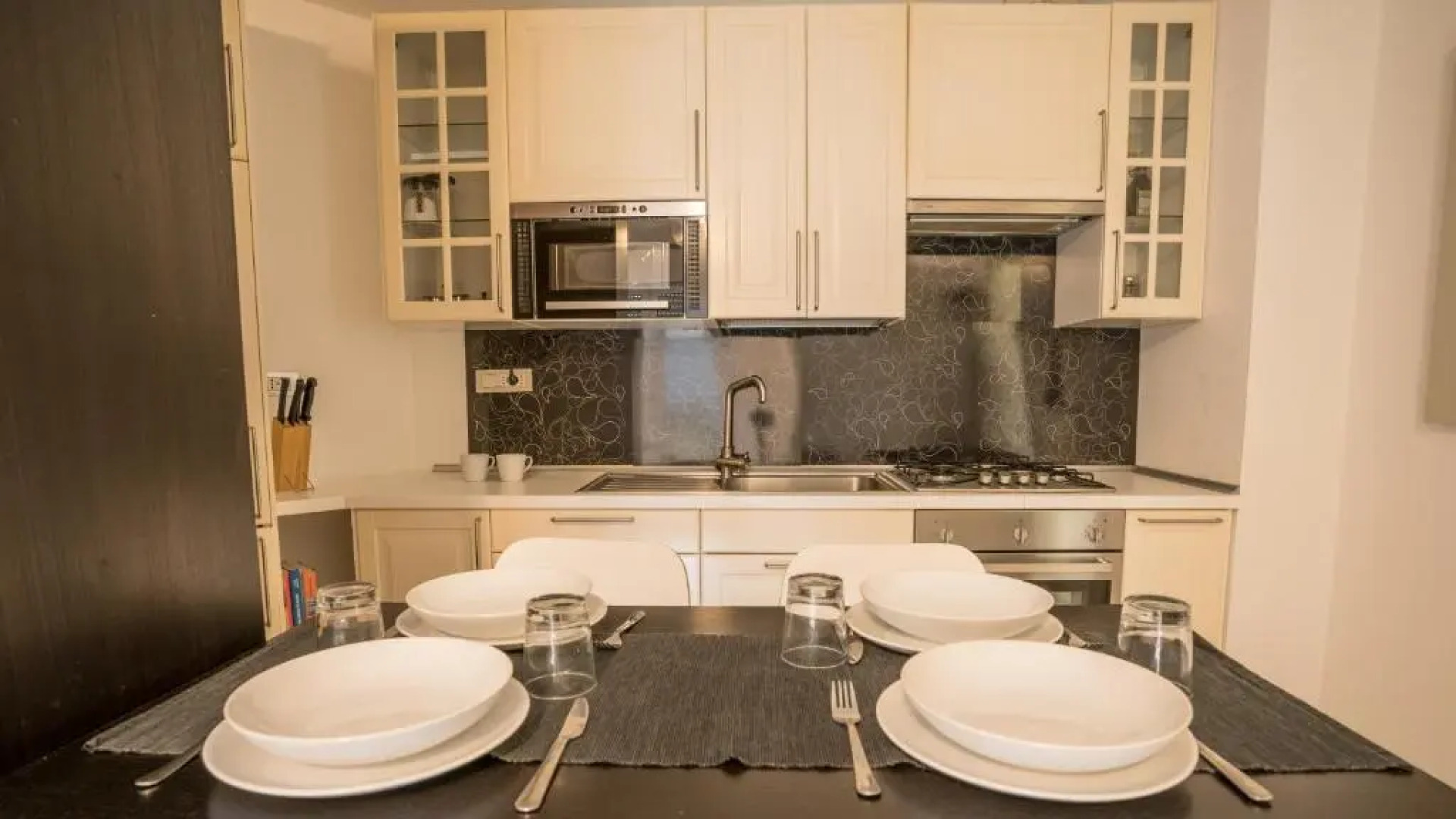 Welcomely - Duca degli Abruzzi 4 B