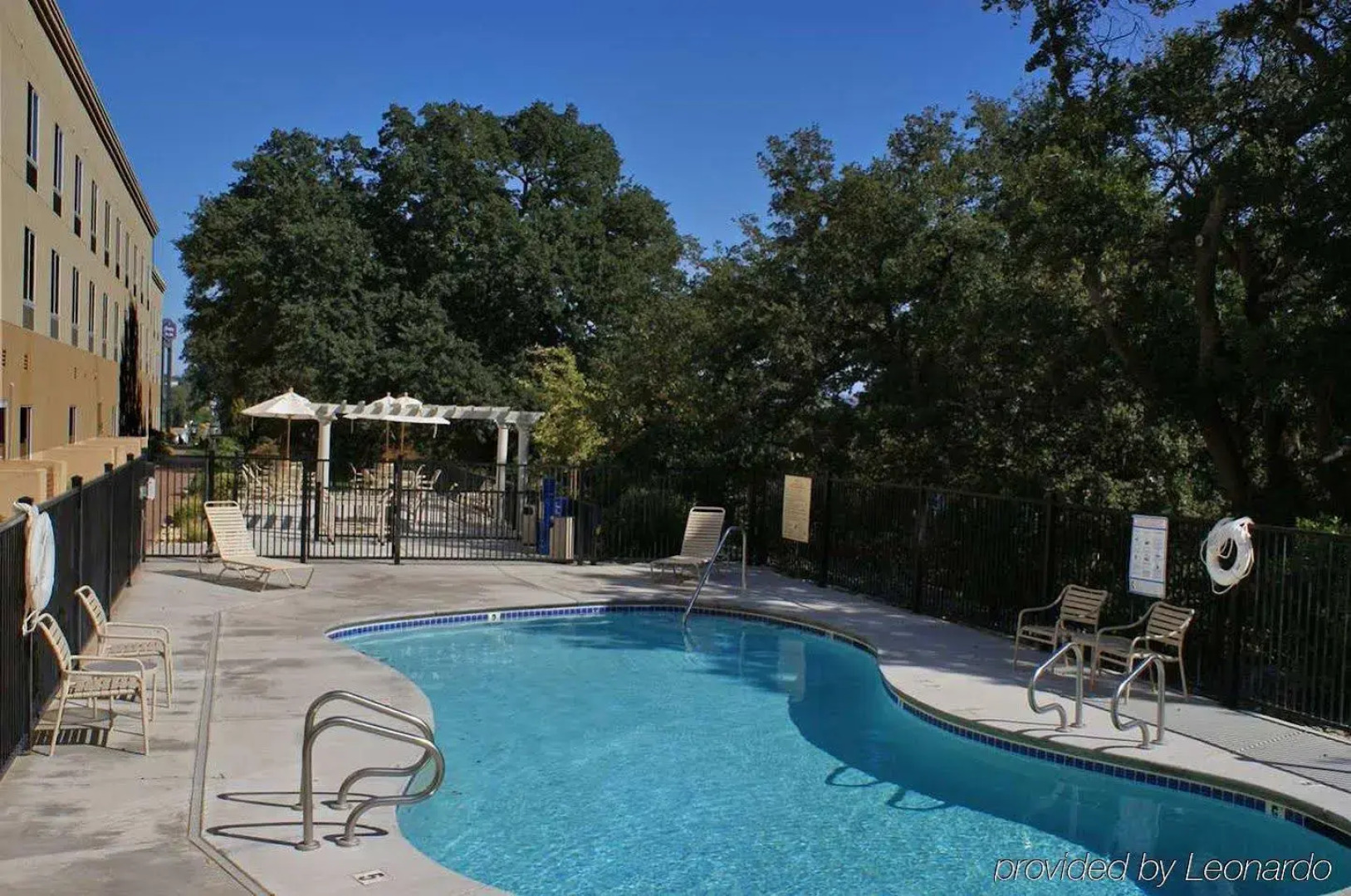 Hampton Inn & Suites Red Bluff