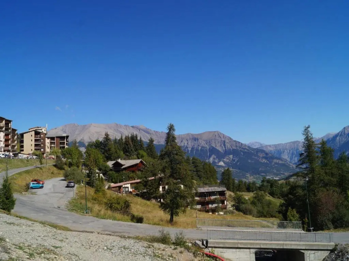 Appartement Enchastrayes, 2 pièces, 6 personnes - FR-1-165A-26