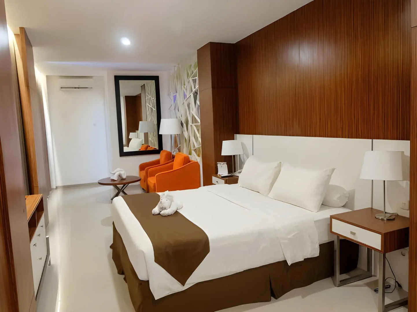 Front One Hotel Pamekasan Madura