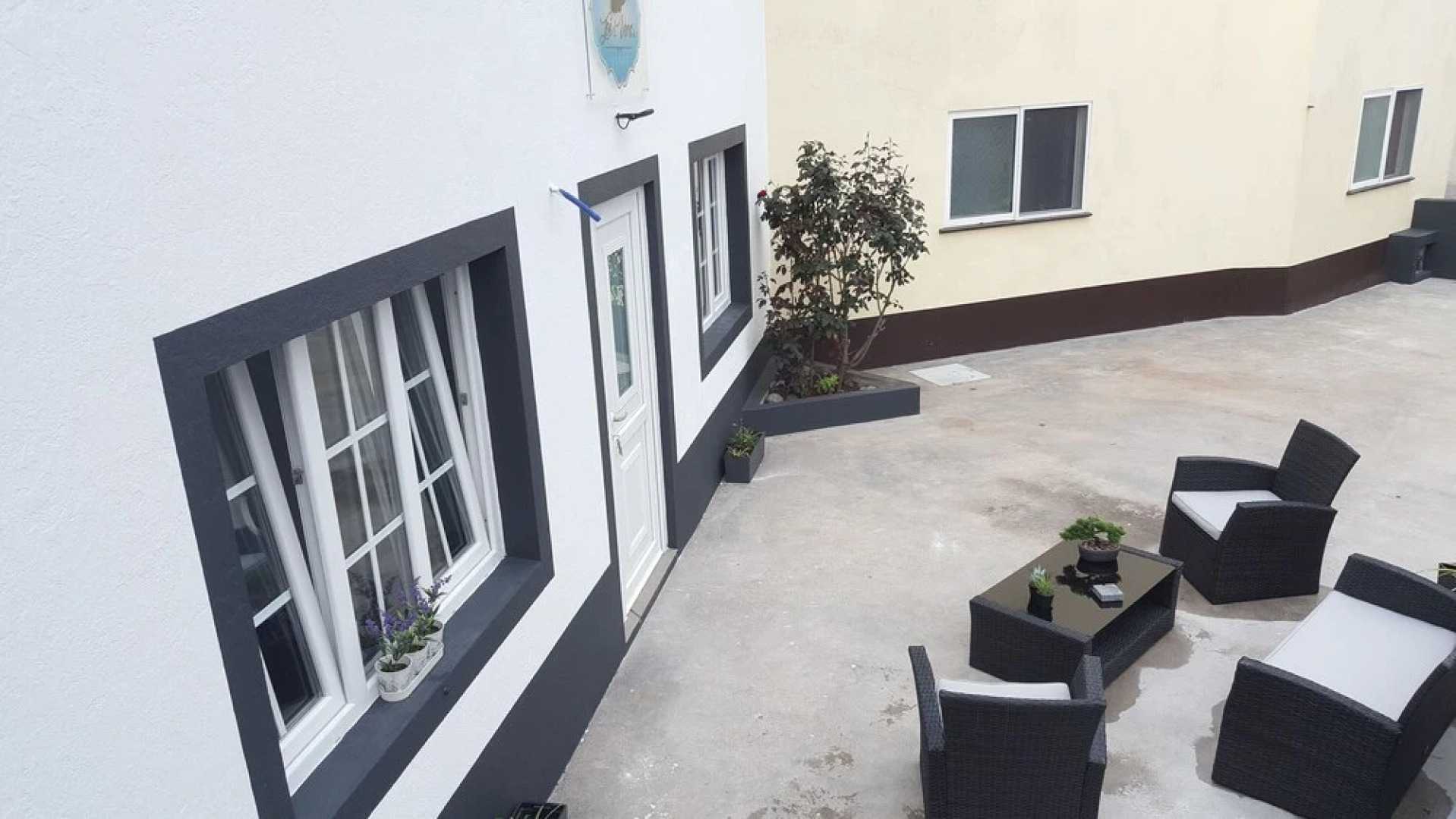 Joe & Vera's Vintage Place