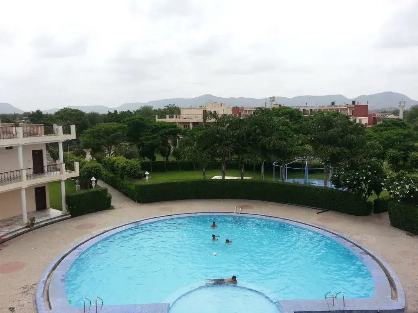 Shakunt Resort - A Eco Green Resort