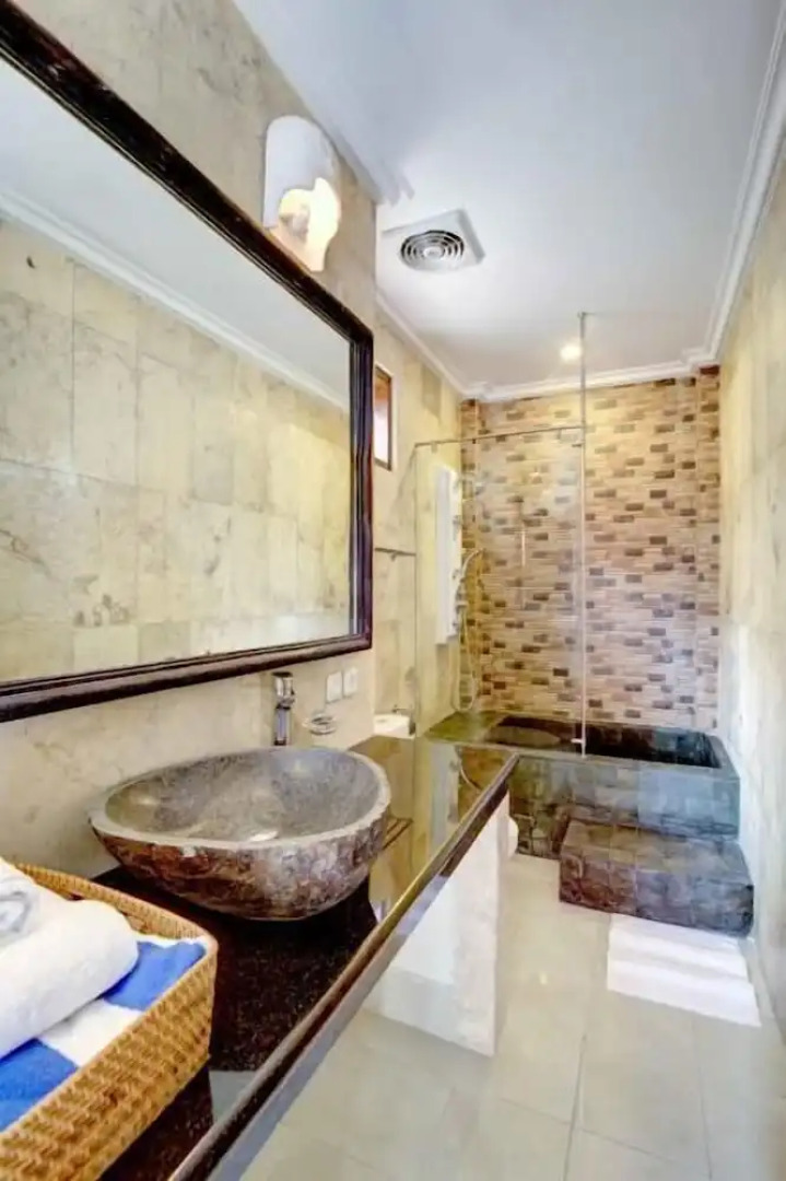 Hastinapura Residence