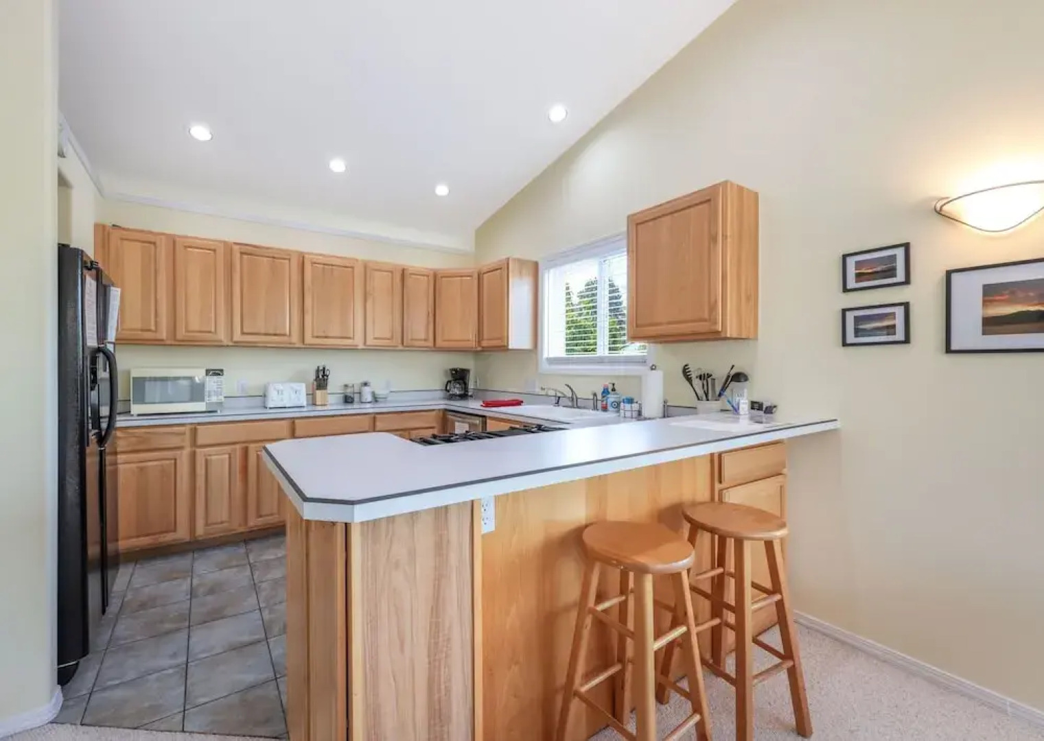 River Ranch 2 Bedroom Home by RedAwning