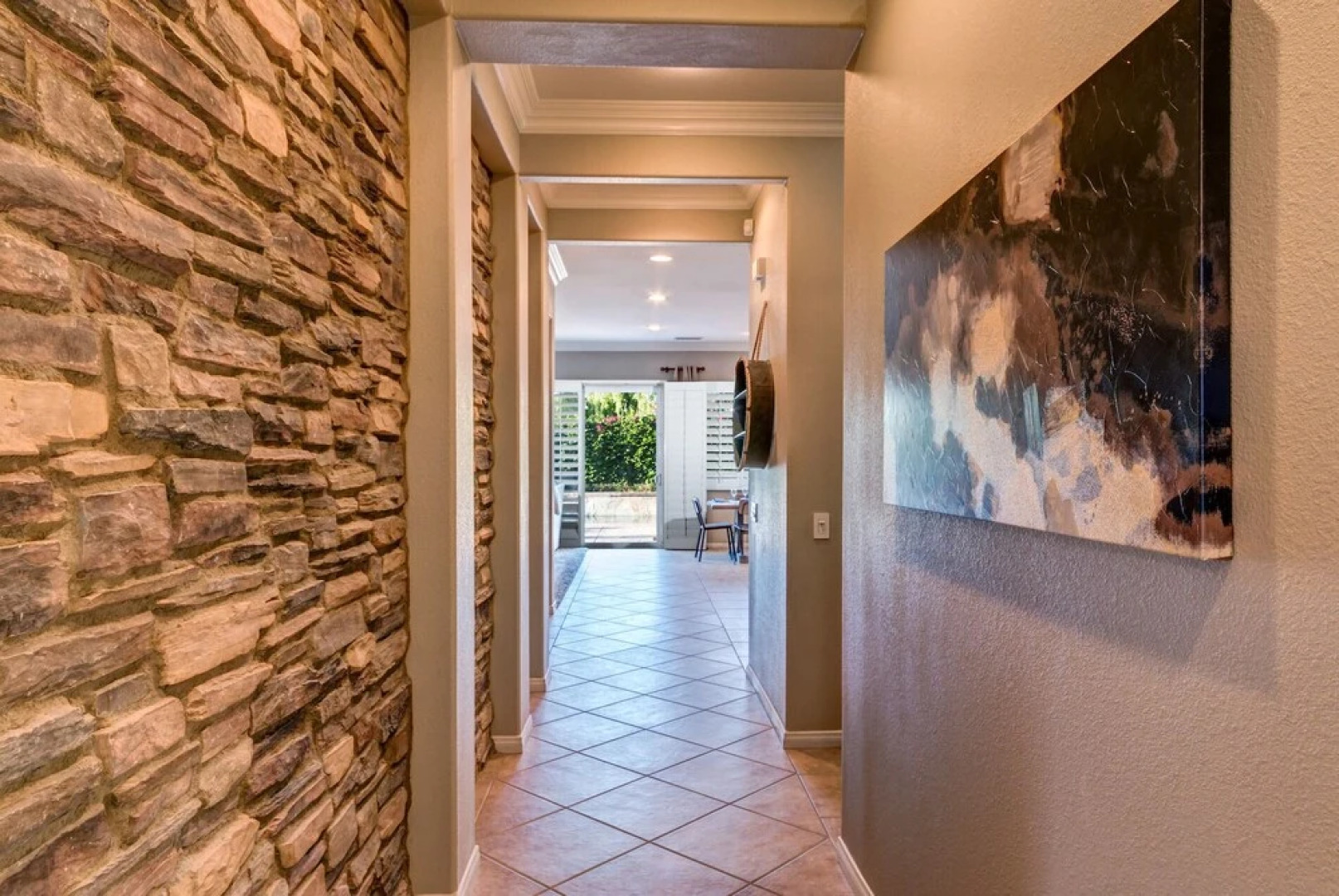 Palm Grove by AvantStay | 15mins From Coachella - Desert Villa - Sleeps 14