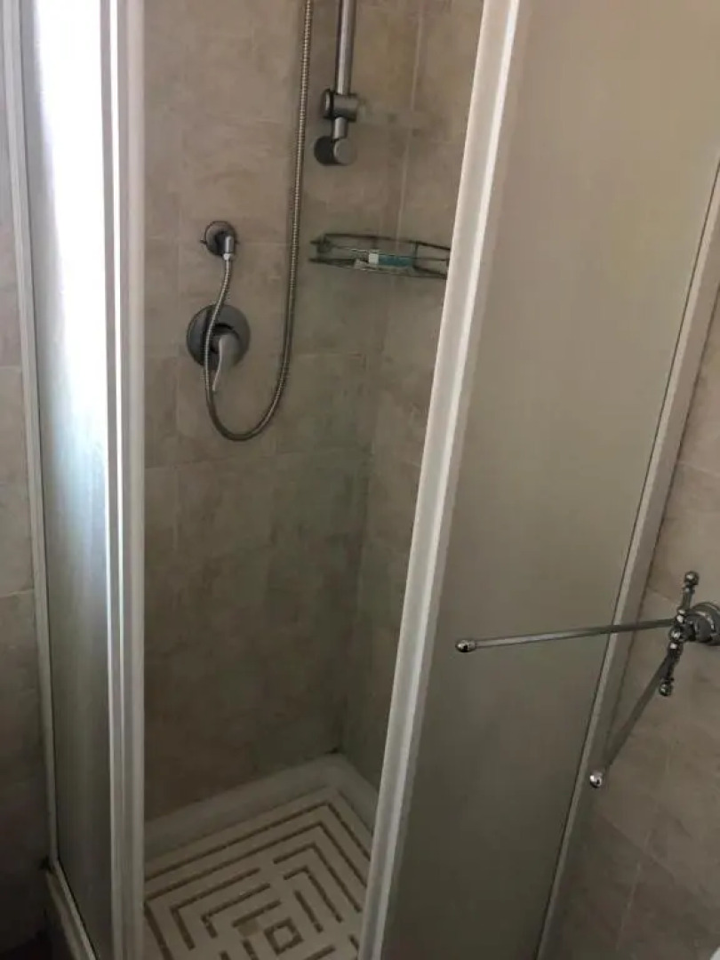 Secluded Villa in Parenti with Garden