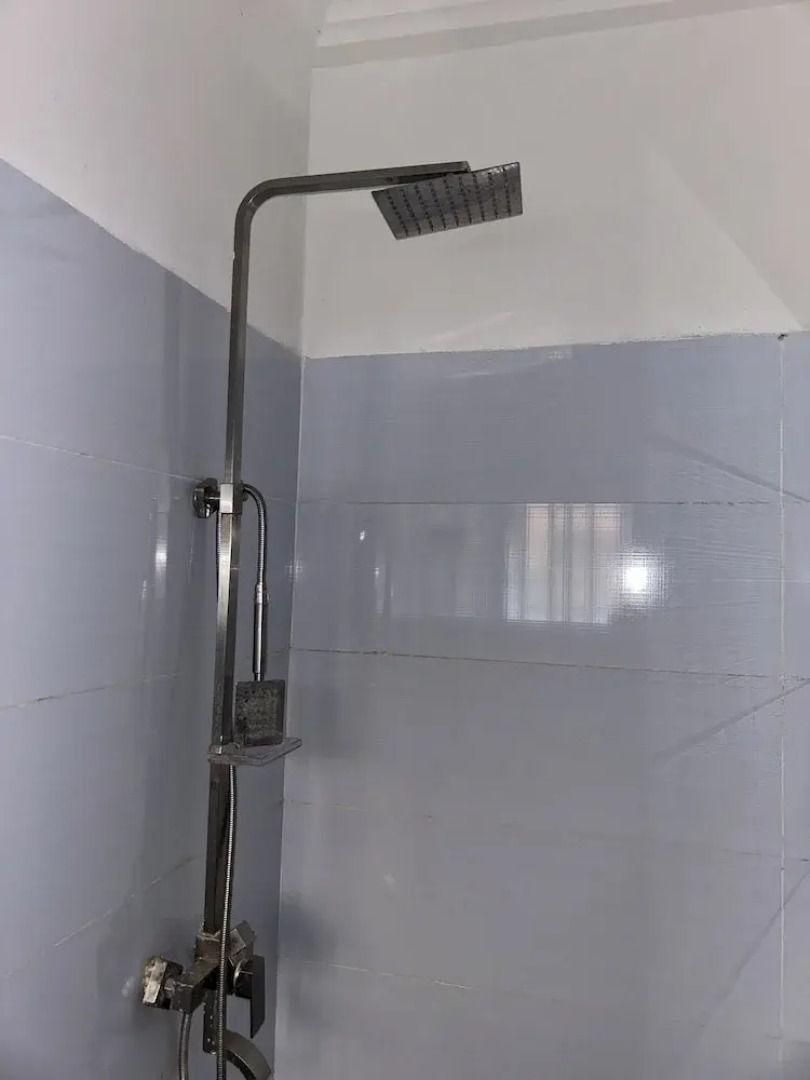 Luxury Shortlet Apartment LBS, AJAH