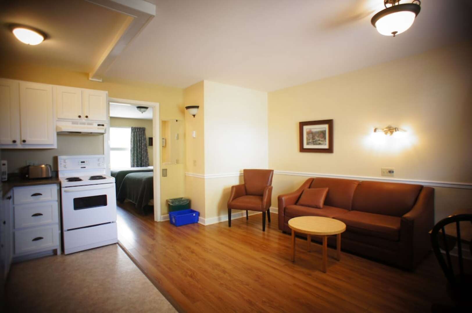 Silverwood Inn & Suites