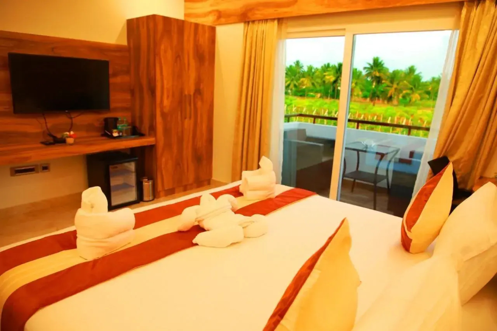 Royal Lotus View Resotel