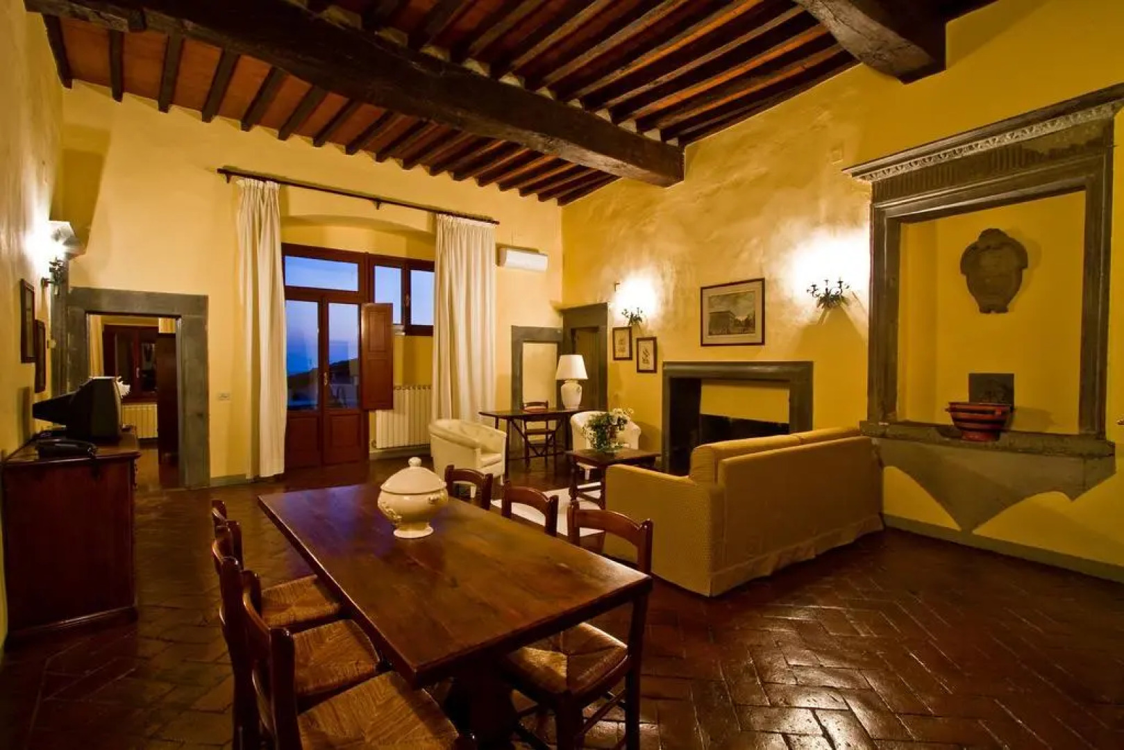 Tenuta Di Artimino Apartments