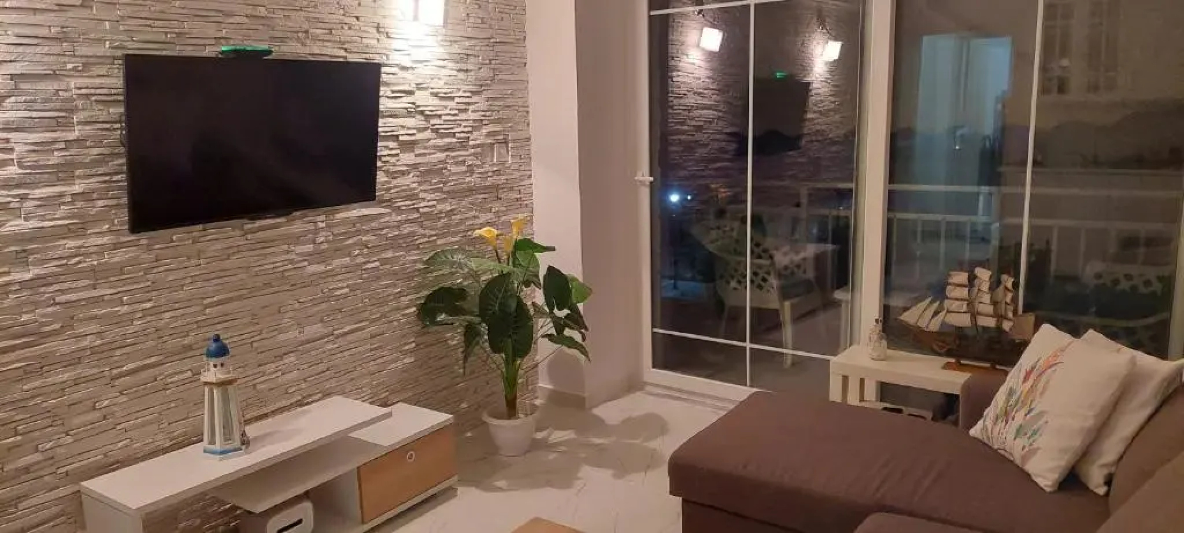 Lovely 1-bed Apartment in Perea