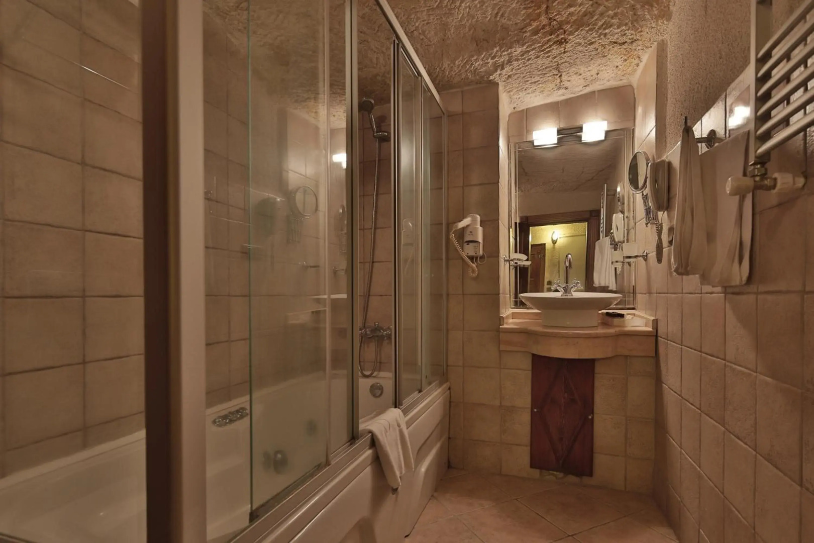 Yusuf Yigitoglu Konagi - Special Class