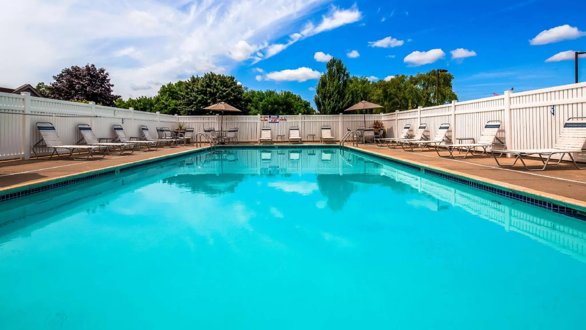 Best Western Hartford Hotel & Suites