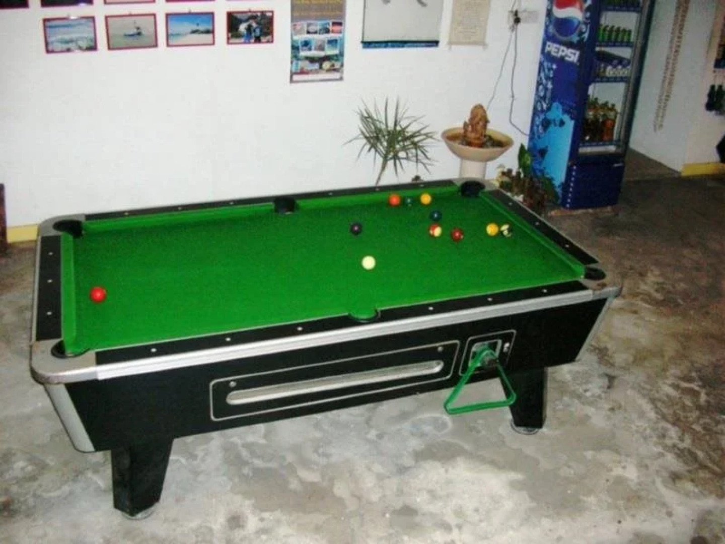 Borneo Beachouse Backpackers