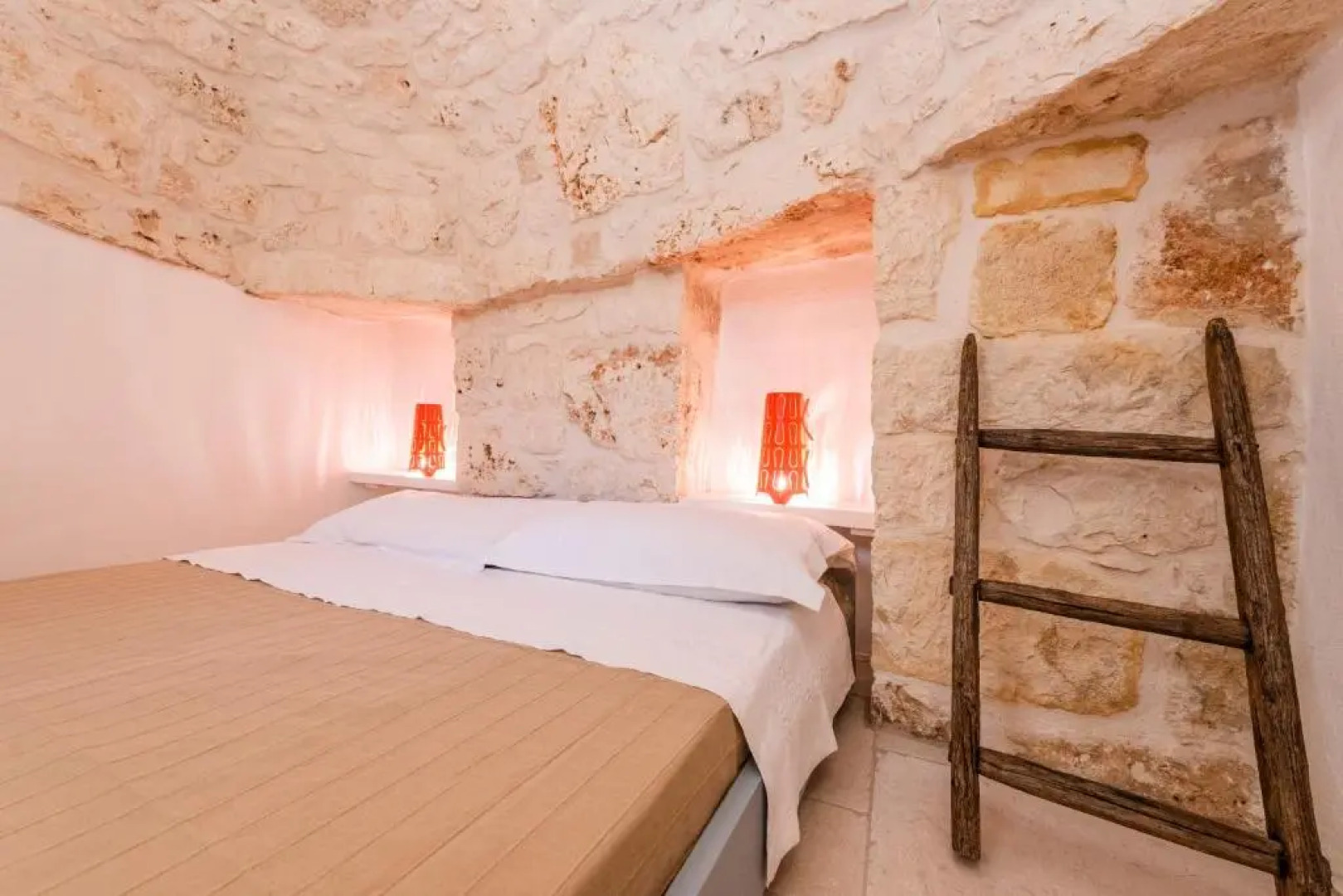 100 House - Indipendent House - New Restyling