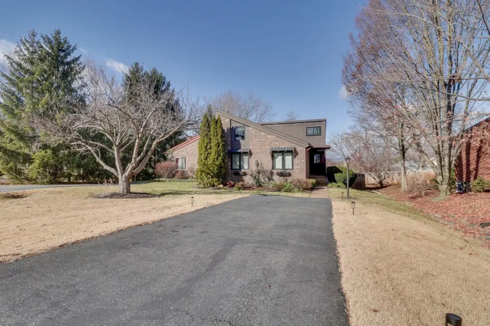 Harrisonburg Home w/ Deck - 2 Mi to Jmu!