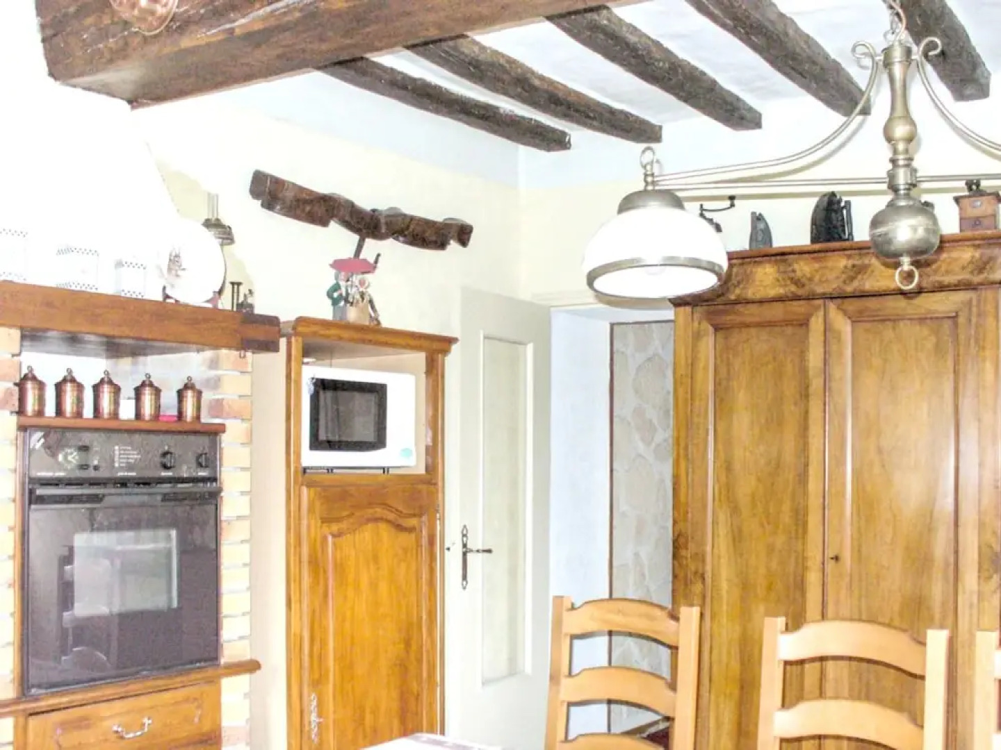 House With 2 Bedrooms in Villeuneuve sur Yonne, With Wonderful Mountai