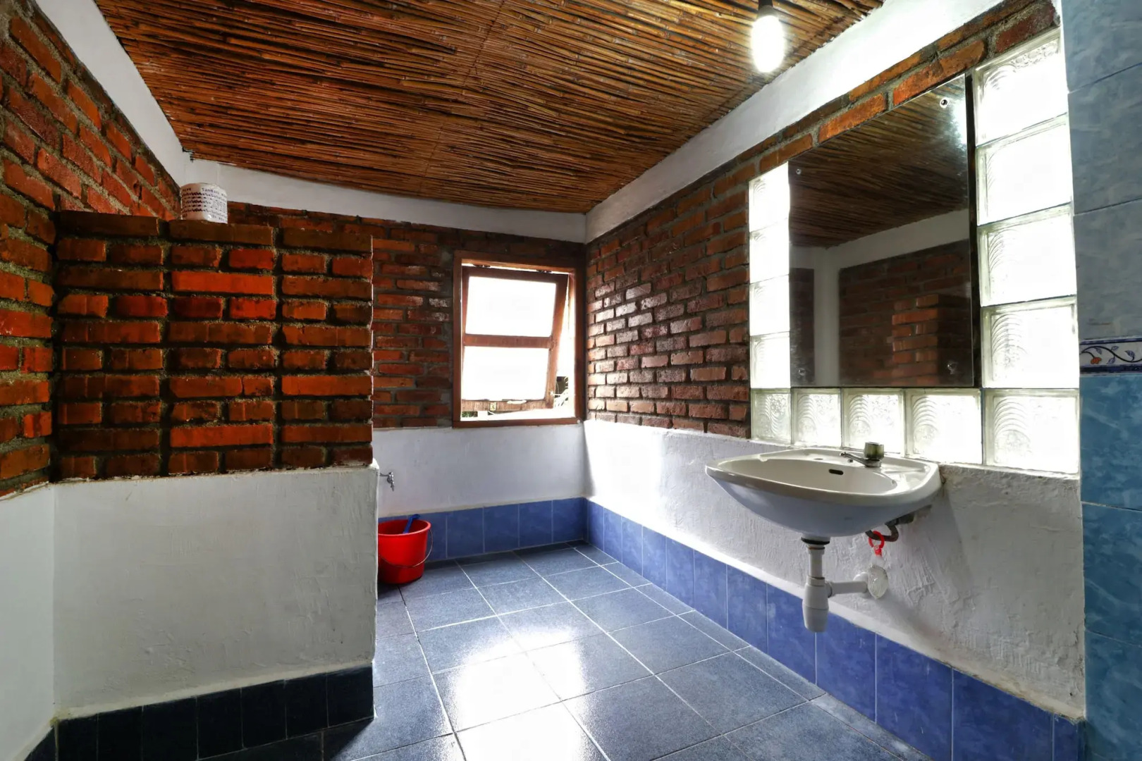 Bagus Bay Guest House