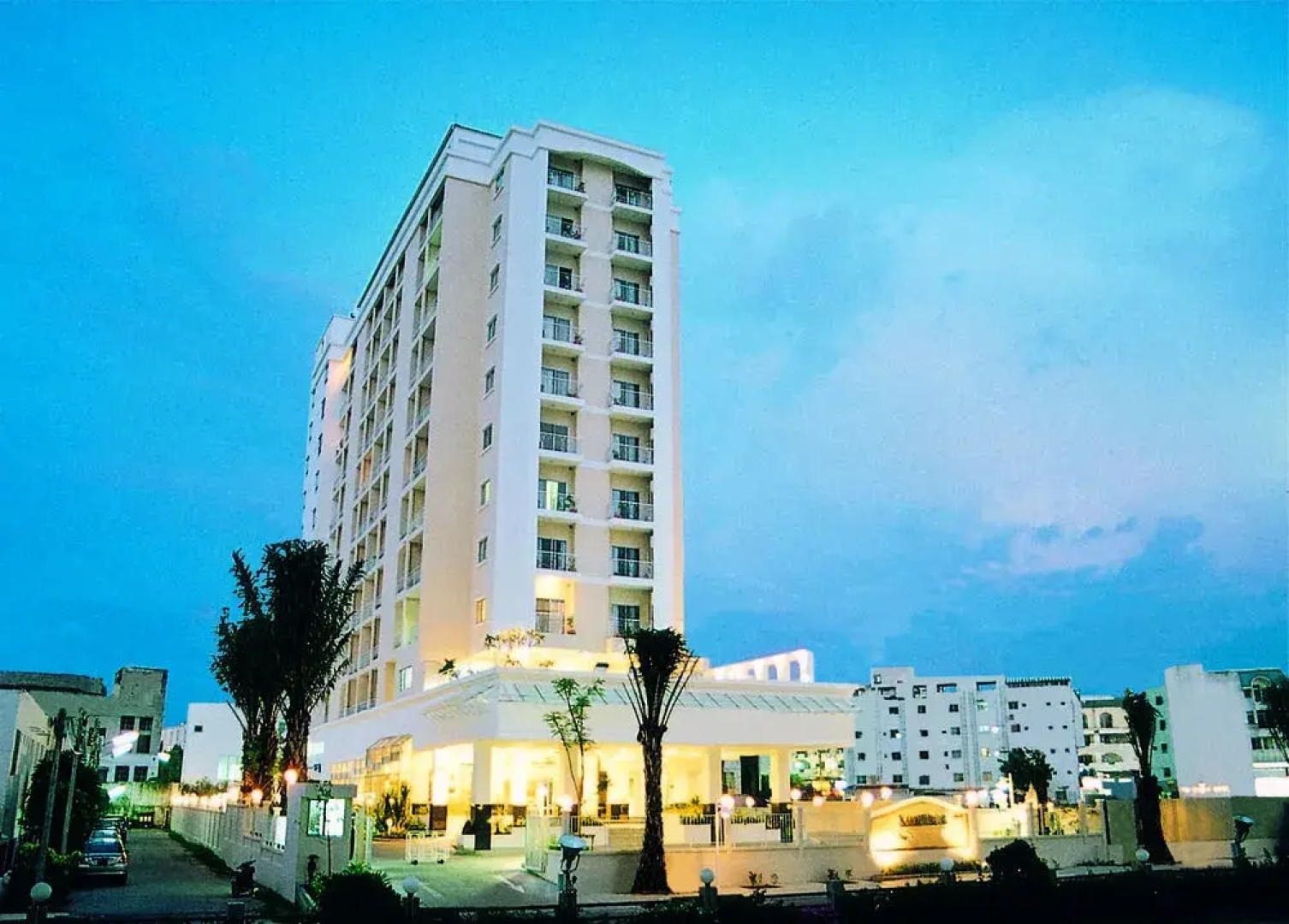 Kameo House Serviced Apartments Sriracha