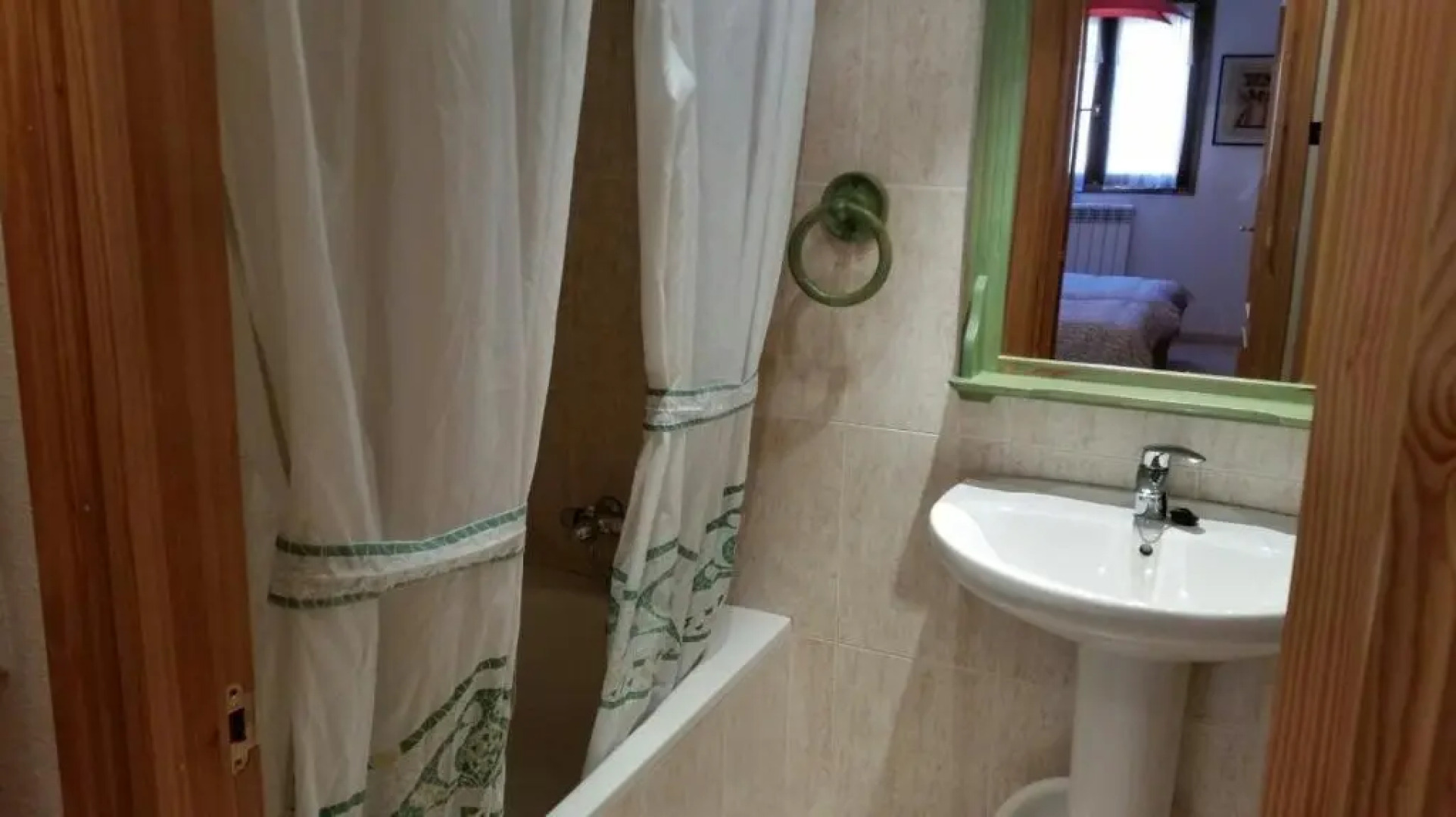 Apartamentos Valle de Tena - Biescas