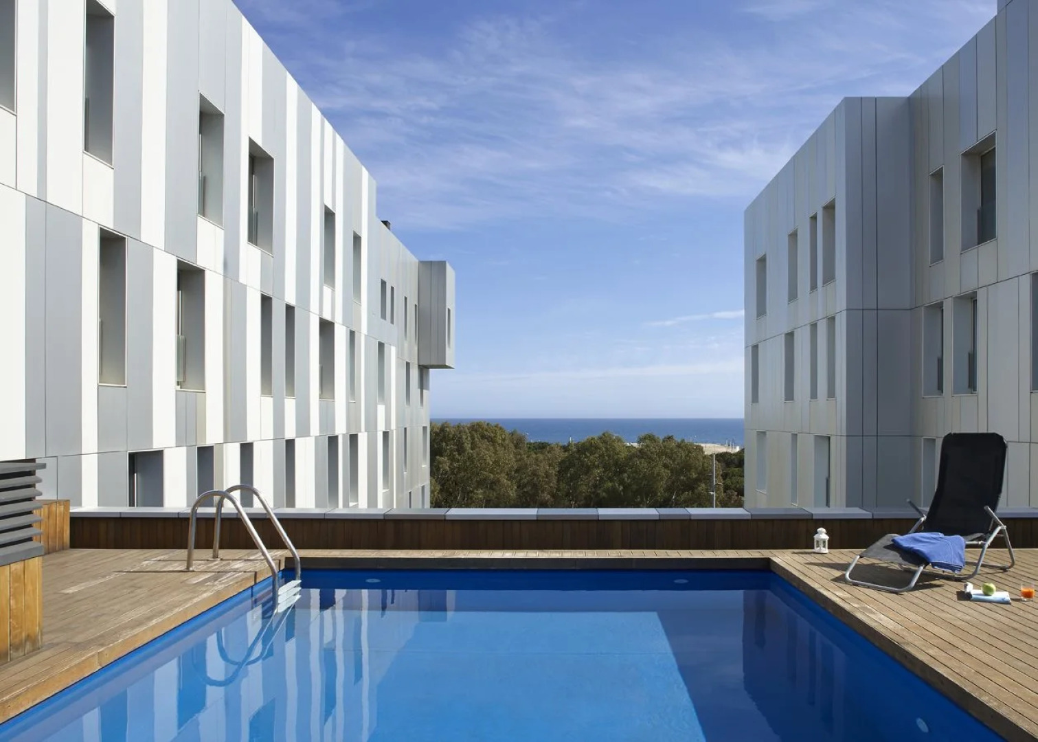 Durlet Beach Apartments