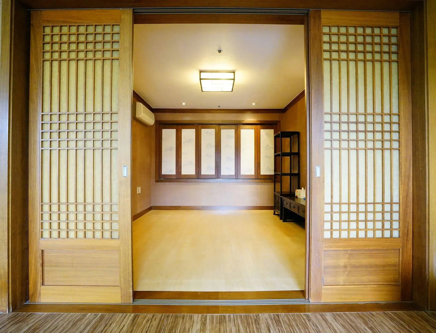 Lake Hills Jeju Resort (Ex. Lake Hills Golftel Je