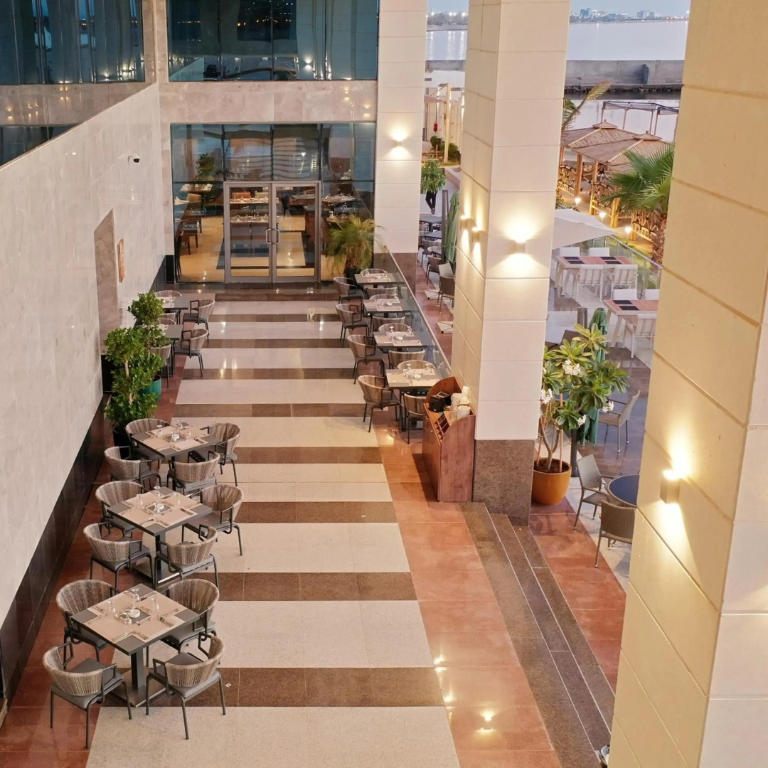 Waves Hotel