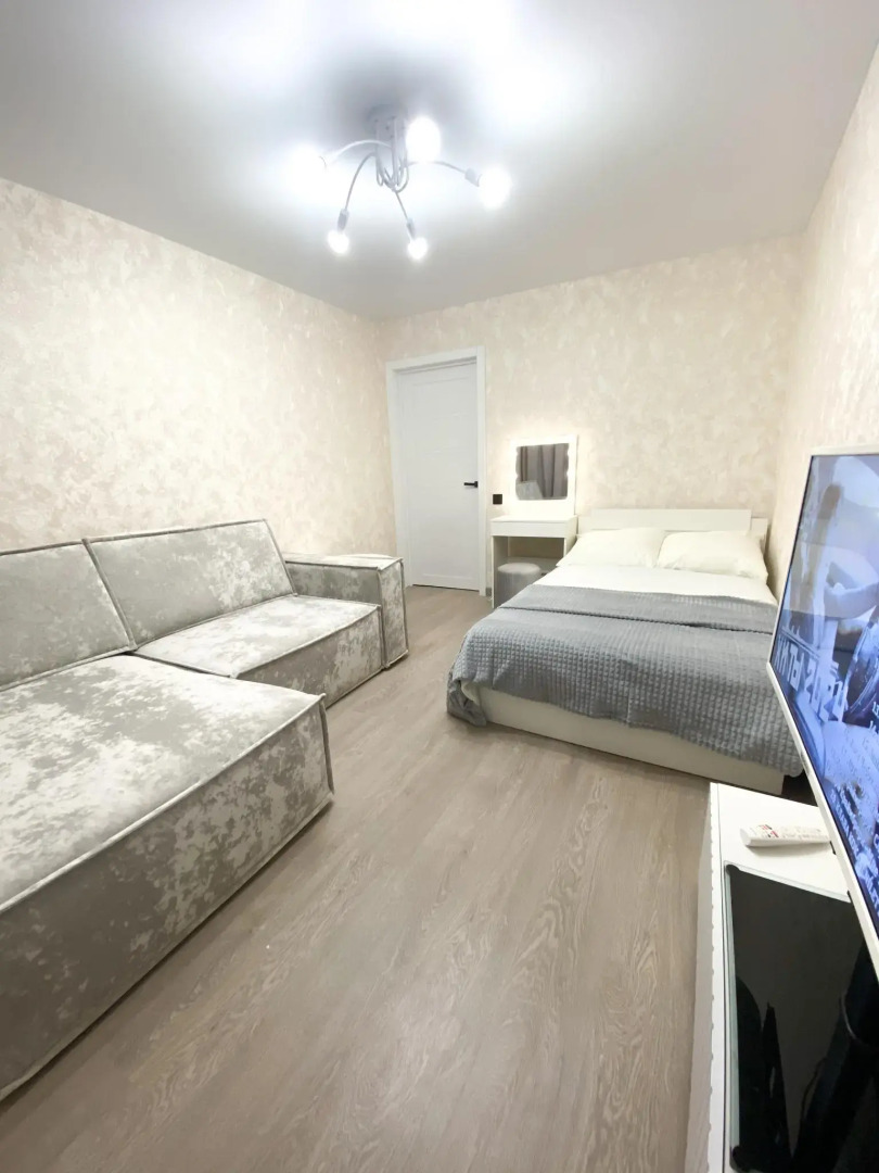 Апартаменты на улице Крупинова 8