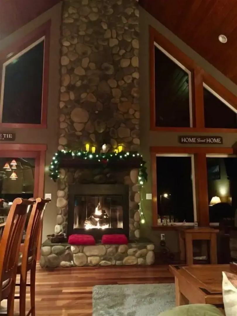 River Rock Mountain Cabin