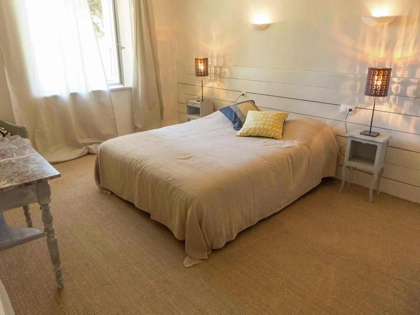 Stunning Holiday Home With Swimming Pool in Loupia