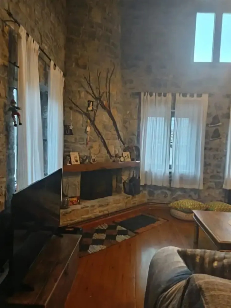 Vitina Number 5 House