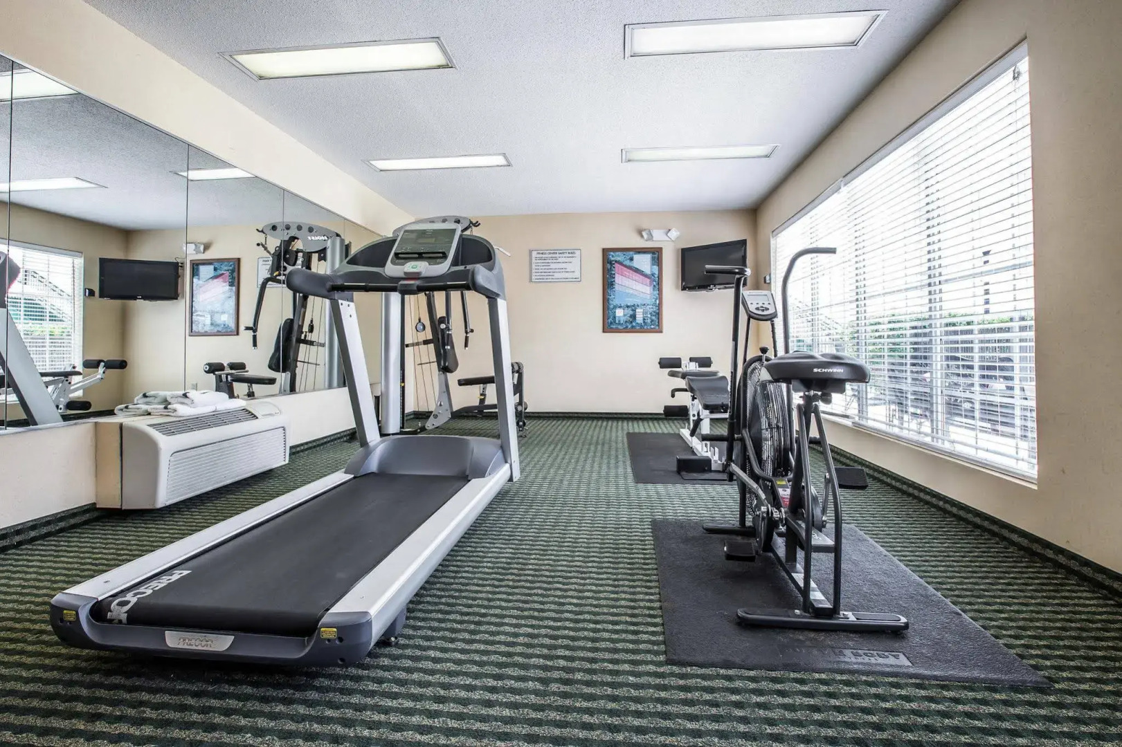 Quality Inn Bessemer I-20 exit 108