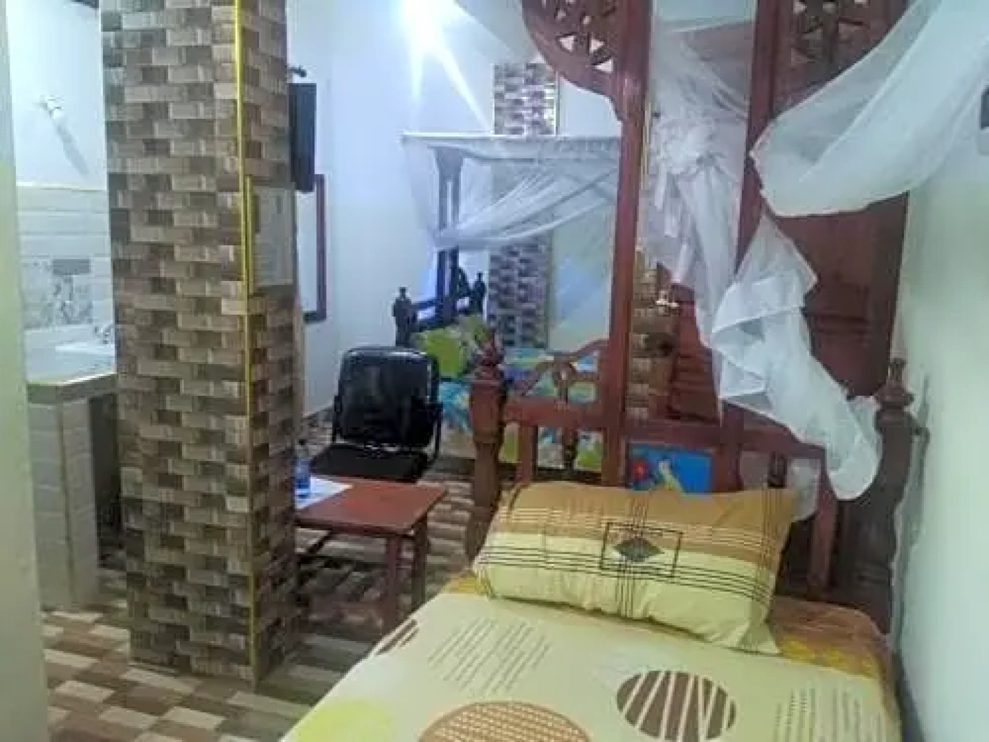 Premier Guest Residence Hotel