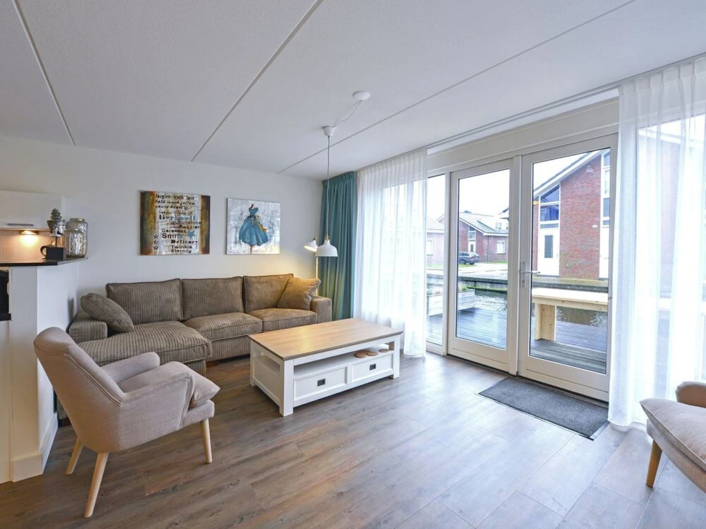 Nice apartment with dishwasher, close to Amsterdam