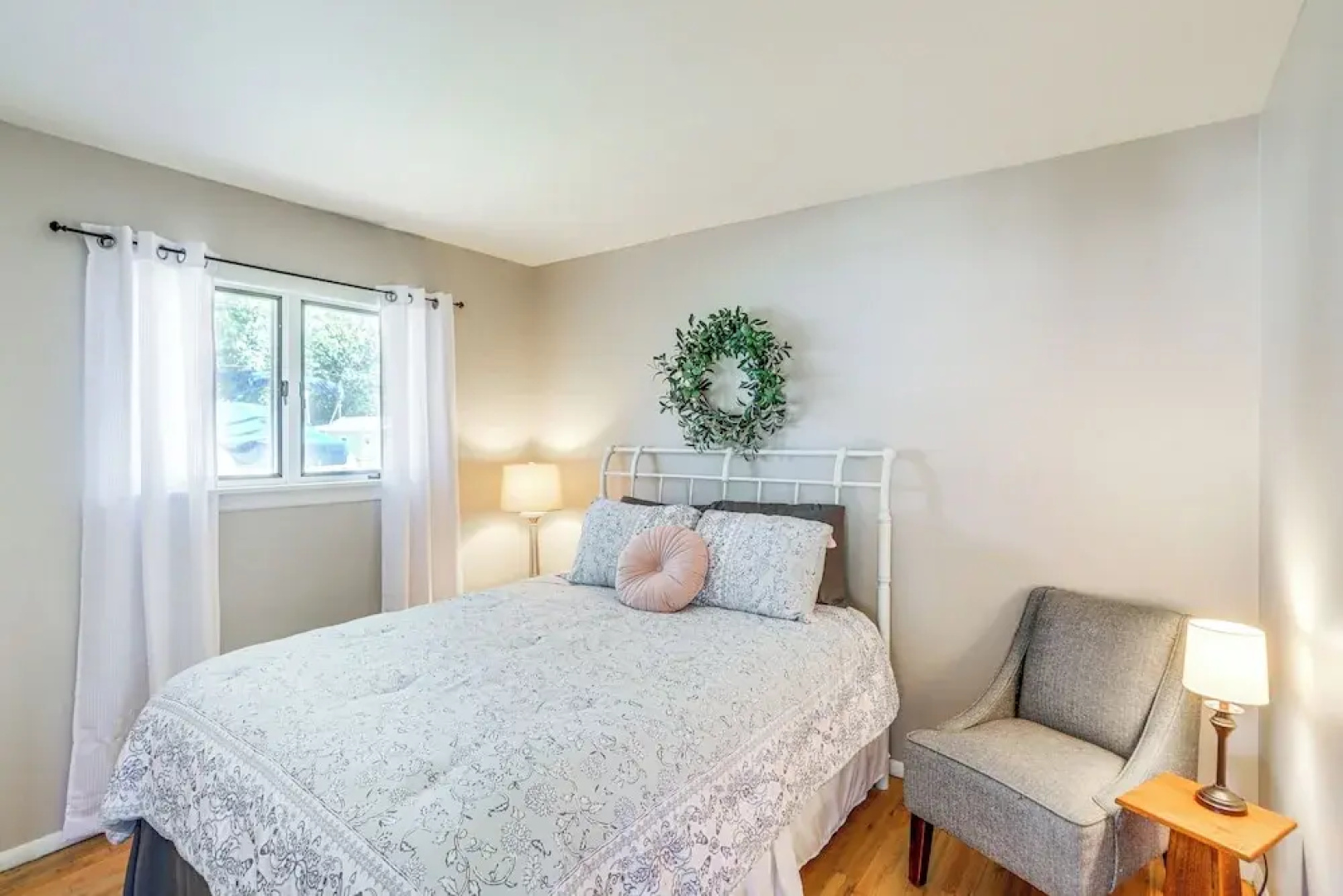 Waterfront Port Clinton Cottage: 5 Mi to Lake Erie