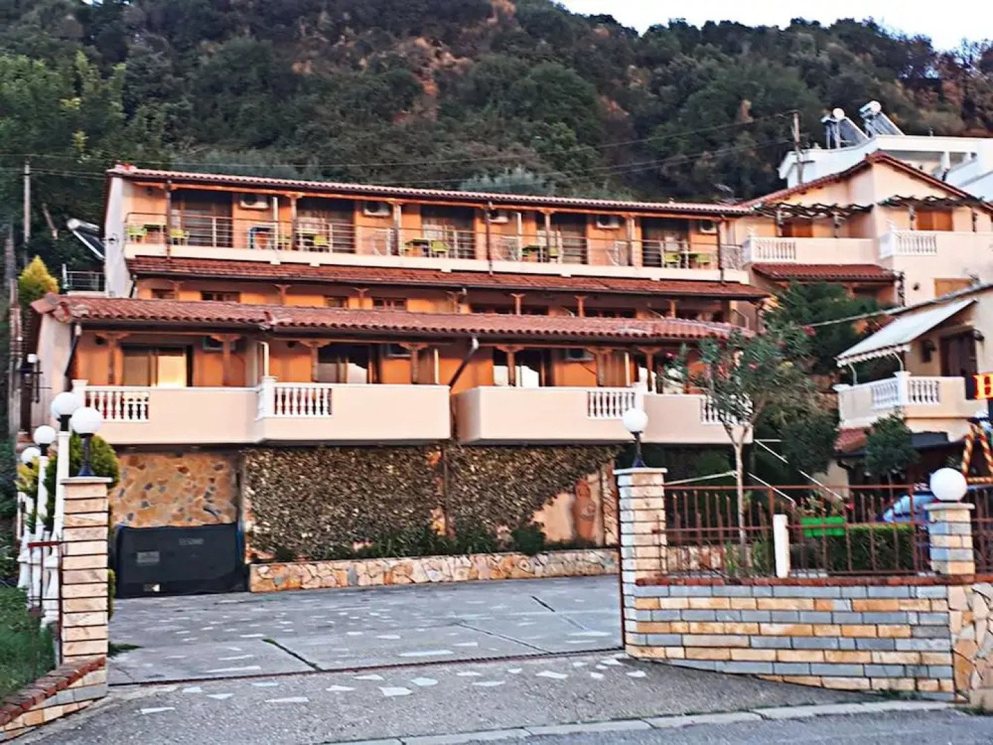 Hotel Ramosaco