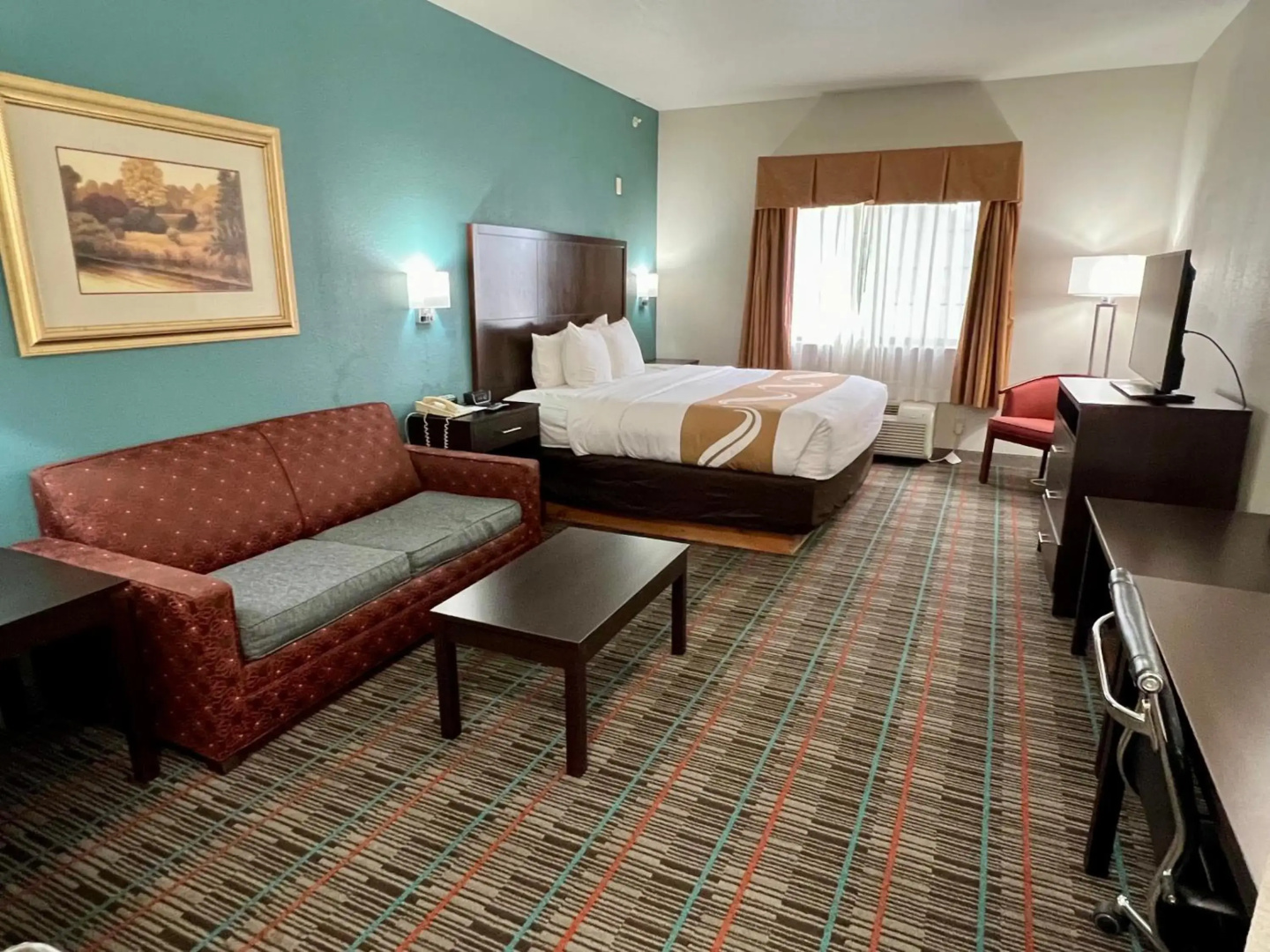 Quality Inn & Suites, Near University